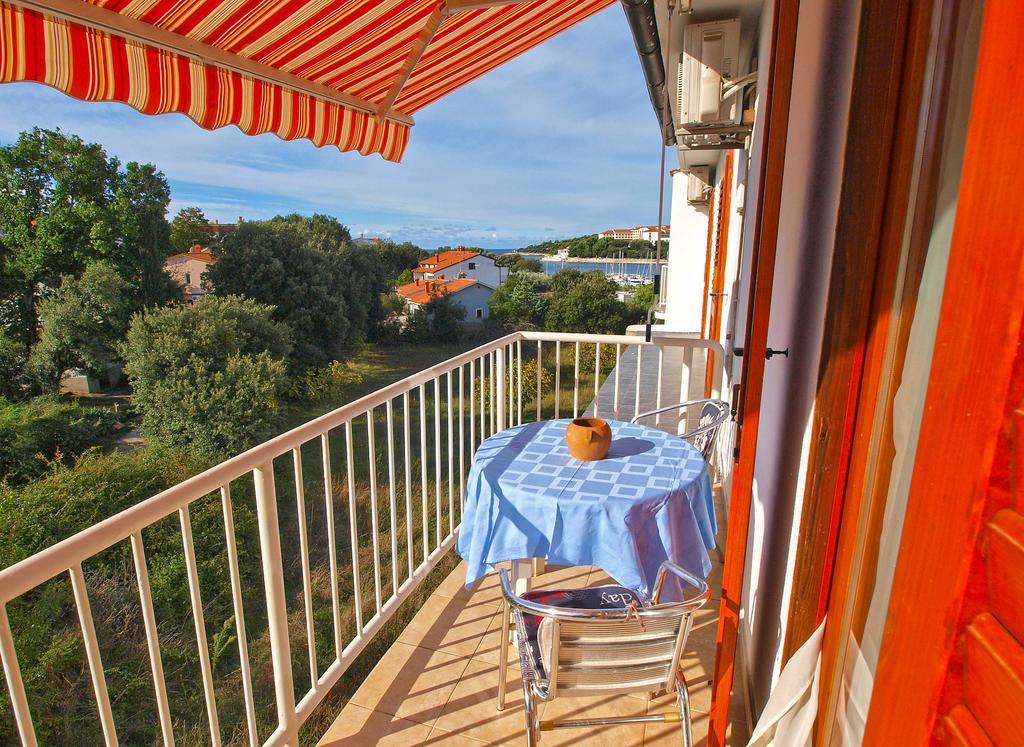 Apartments By The Sea 750 Pjescana Uvala Exteriör bild